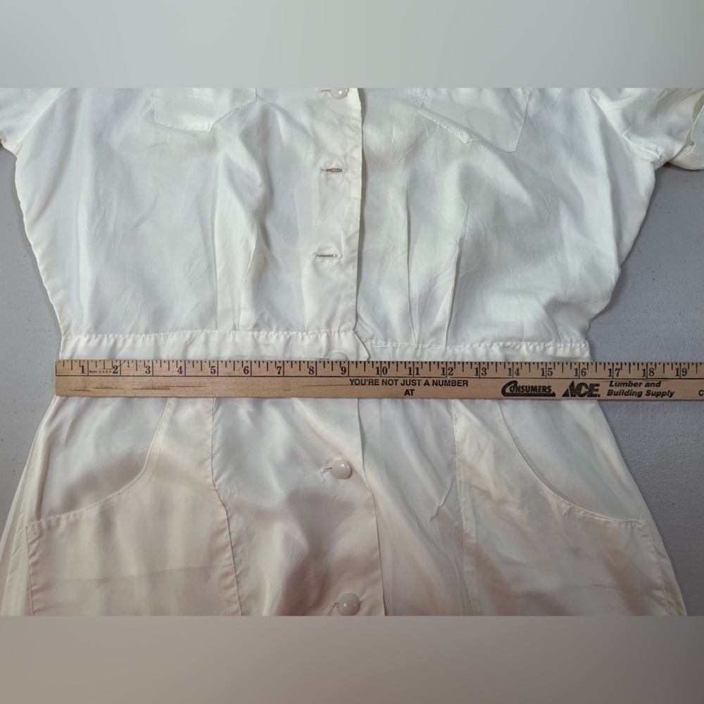 Vintage 60’s Nylon Nurse, Waitress, Beautician uniform - Picture 11 of 14